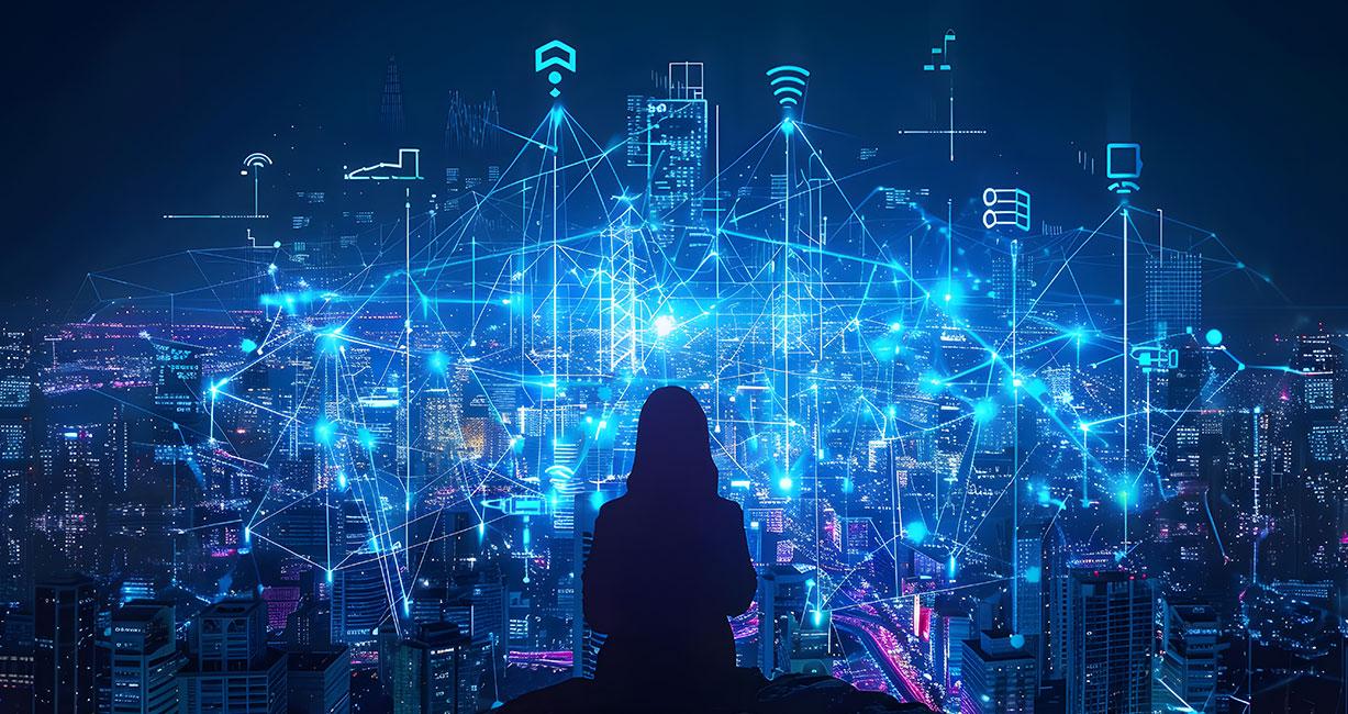 Hyper-Cloud Innovation and Collaboration: Unlocking 5G and Paving the Way for 6G